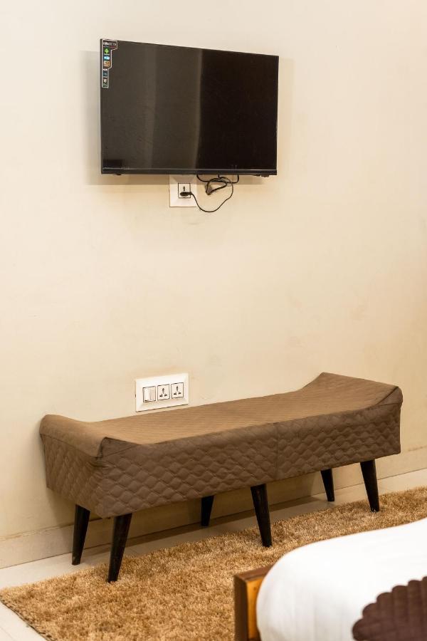 The Lodgers 2 Bhk Serviced Apartment Infront Of Artemis Hospital Gurgaon Ngoại thất bức ảnh
